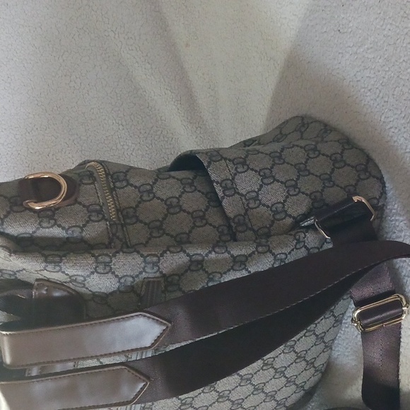 GD Backpack Style Tote - Picture 5 of 11